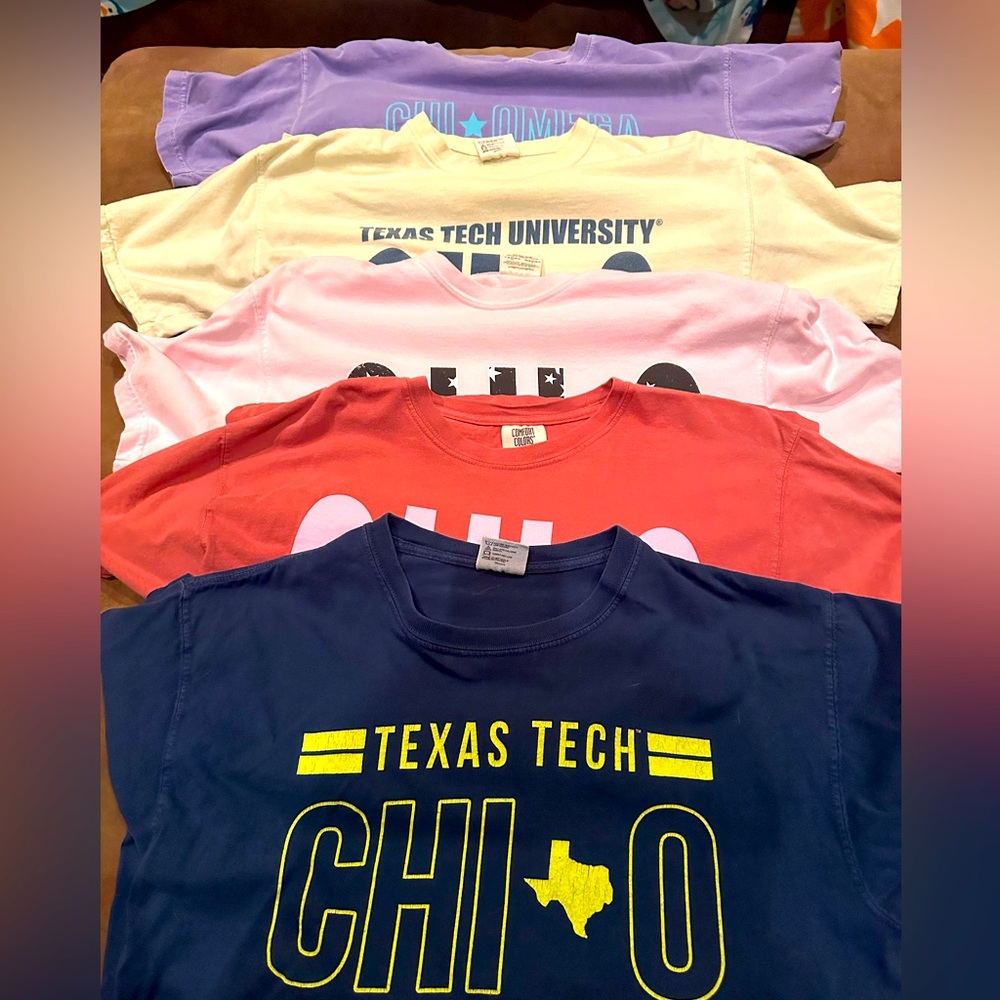 Bundle of 5 Texas Tech ChiOmega Tshirts.  Comfort Colors size Medium - ChiO